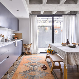 How to remove party stains from Turkish rugs