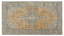 Vintage Distressed Rug Zonaria