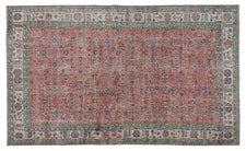 Vintage Distressed Rug Isanya