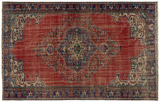 Vintage Distressed Rug Rariri
