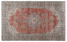 Vintage Distressed Rug Giselin