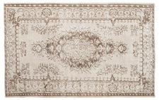 Vintage Distressed Rug Alithos