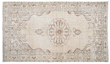 Vintage Distressed Rug Ilyth