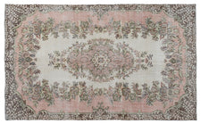 Vintage Distressed Rug Onarya