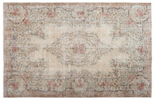 Vintage Distressed Rug Sarelo