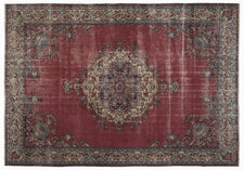 Vintage Distressed Rug Timoleon