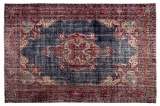 Vintage Persian Rug Grenil