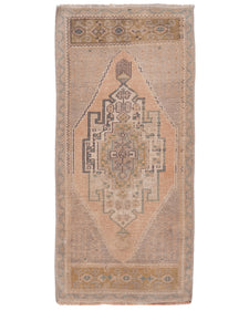 Vintage Turkish Rug Telaole