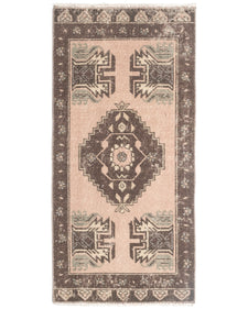 Vintage Turkish Rug Berala