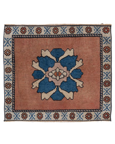 Vintage Turkish Rug Taone
