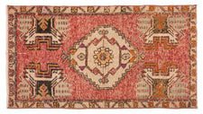 Vintage Turkish Rug Qerlin