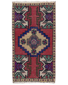 Vintage Turkish Rug Niela