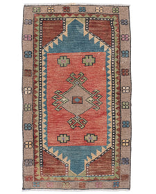 Vintage Turkish Rug Maova
