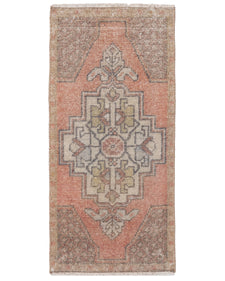 Vintage Turkish Rug Releina