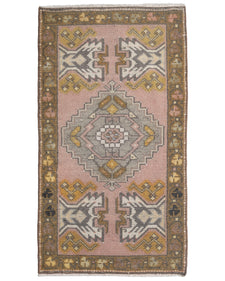 Vintage Turkish Rug Dirina
