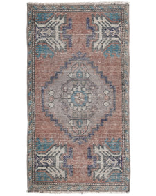 Vintage Turkish Rug Venena
