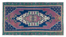 Vintage Turkish Rug Ulvlan