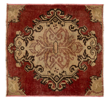 Vintage Turkish Rug Arvara