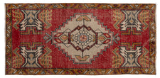 Vintage Turkish Rug Vesorae