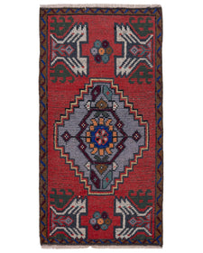 Vintage Turkish Rug Deleine