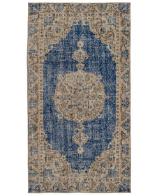 Vintage Distressed Rug Hosala