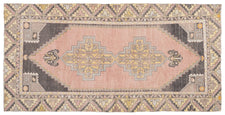 Vintage Turkish Rug Ulviar