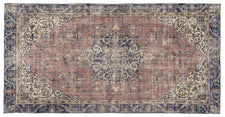 Vintage Distressed Rug Ipiotluk