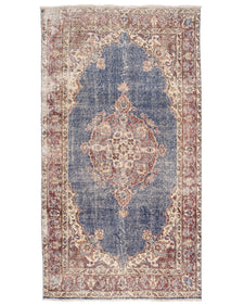 Vintage Turkish Rug Telaena