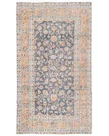 Vintage Distressed Rug Felaena