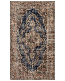 Vintage Persian Rug Felosa