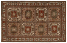 Vintage Turkish Rug Felven