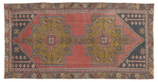 Vintage Turkish Rug Zovril