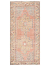 Vintage Distressed Rug Lelona
