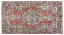 Vintage Distressed Rug Clyvene