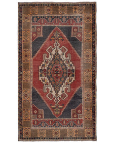Vintage Turkish Rug Naretta