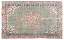 Vintage Distressed Rug Rivarn