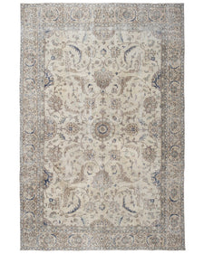 Vintage Distressed Rug Tavor