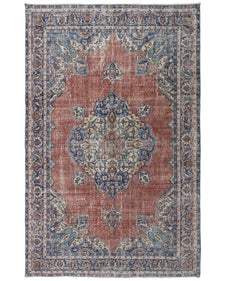 Vintage Distressed Rug Zorlic