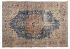 Vintage Persian Rug Lirum