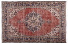 Vintage Persian Rug Iseni