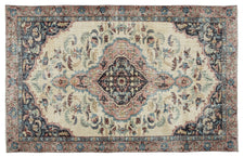 Vintage Distressed Rug Yorin