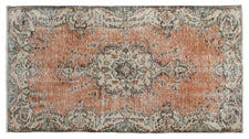 Vintage Distressed Rug Solai