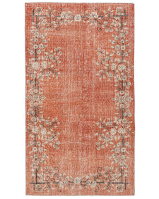Vintage Distressed Rug Nelaene