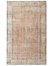 Vintage Distressed Rug Morinae