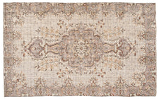 Vintage Distressed Rug Oflias