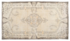 Vintage Distressed Rug Cynaris