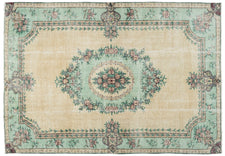 Vintage Distressed Rug Dovanil