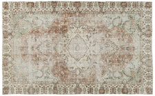 Vintage Distressed Rug Zilvar