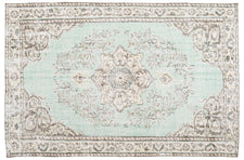 Vintage Distressed Rug Tarlen