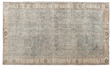 Vintage Distressed Rug Zavellea